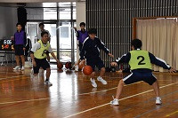 ②