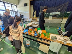 PXL_20251115_004716200